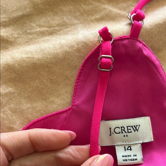 Elegant Pink Camisole Top - Picture 3 of 4